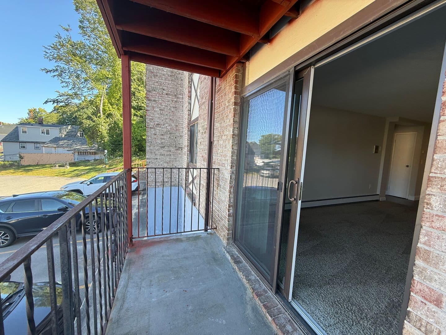 Leominster Apartment: 47 Princeton Street