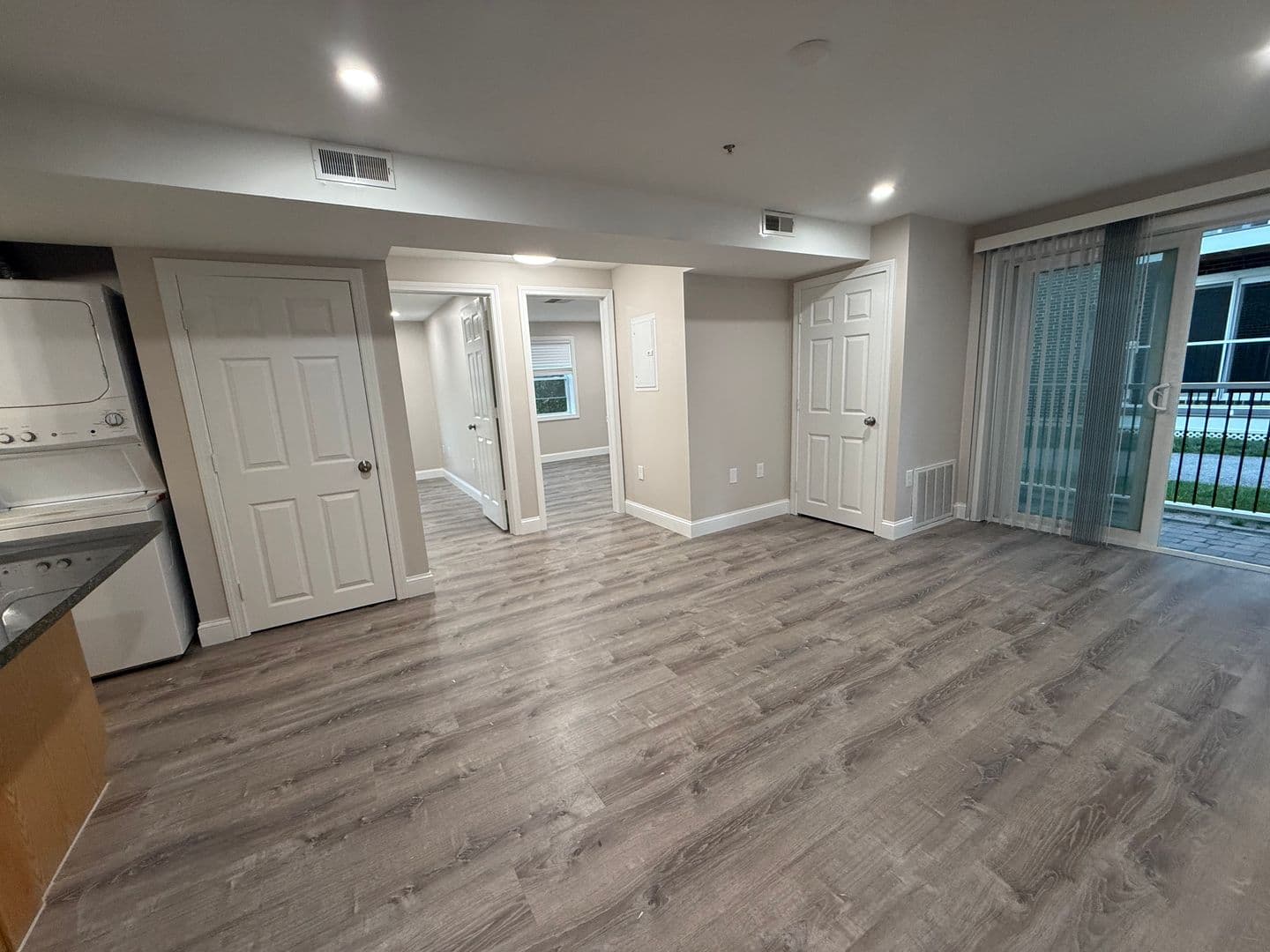 Billerica Apartment: 13-27 Kenmar Drive