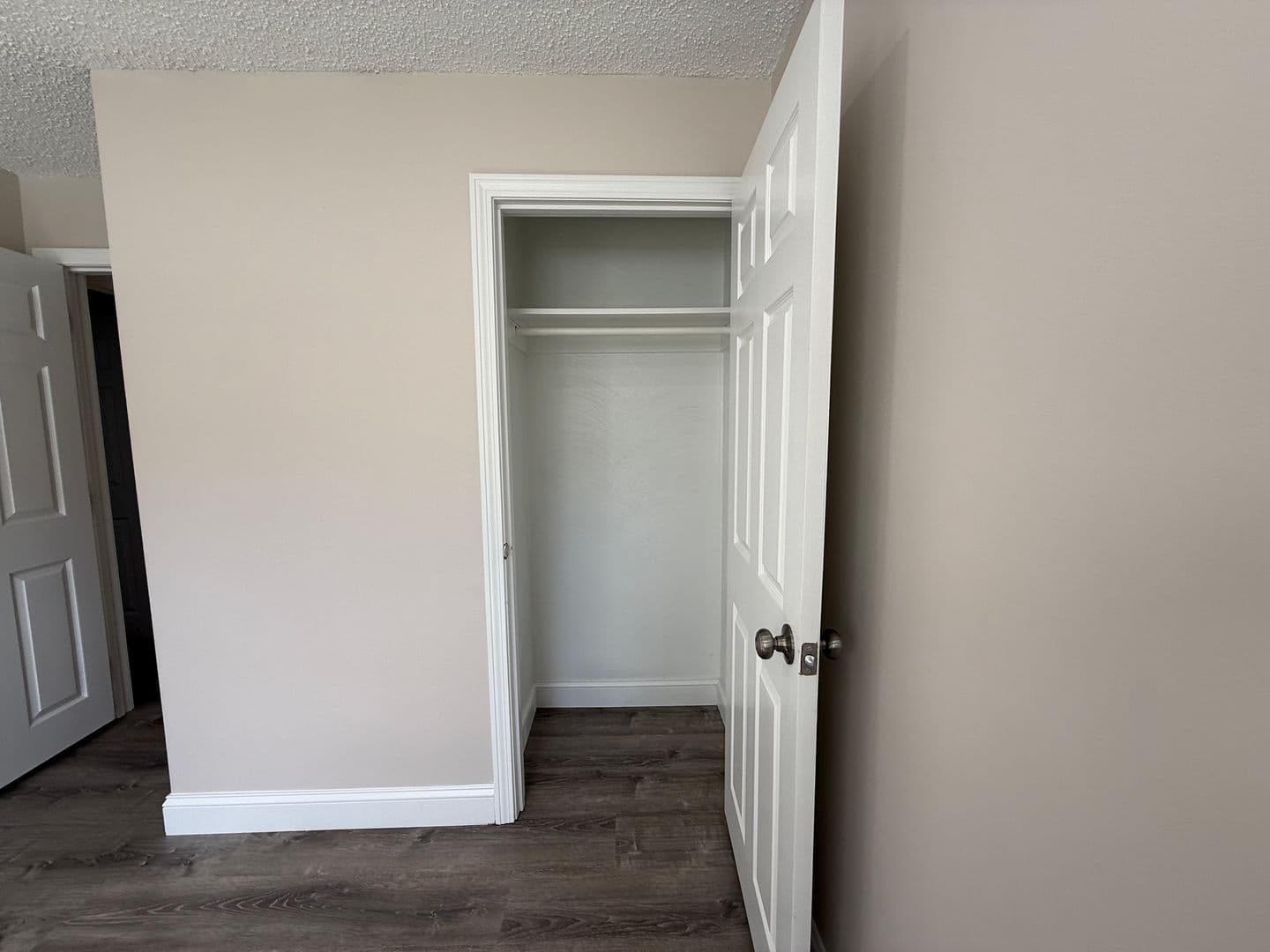 Billerica Apartment: 13-27 Kenmar Drive