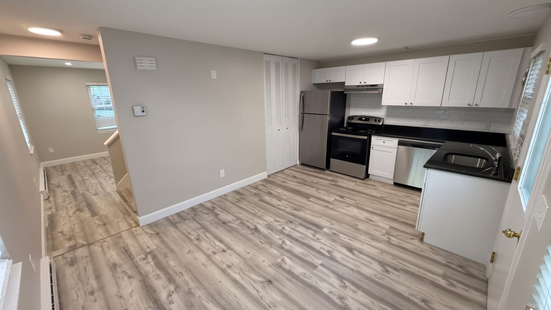 Leominster Apartment: 221 West Street