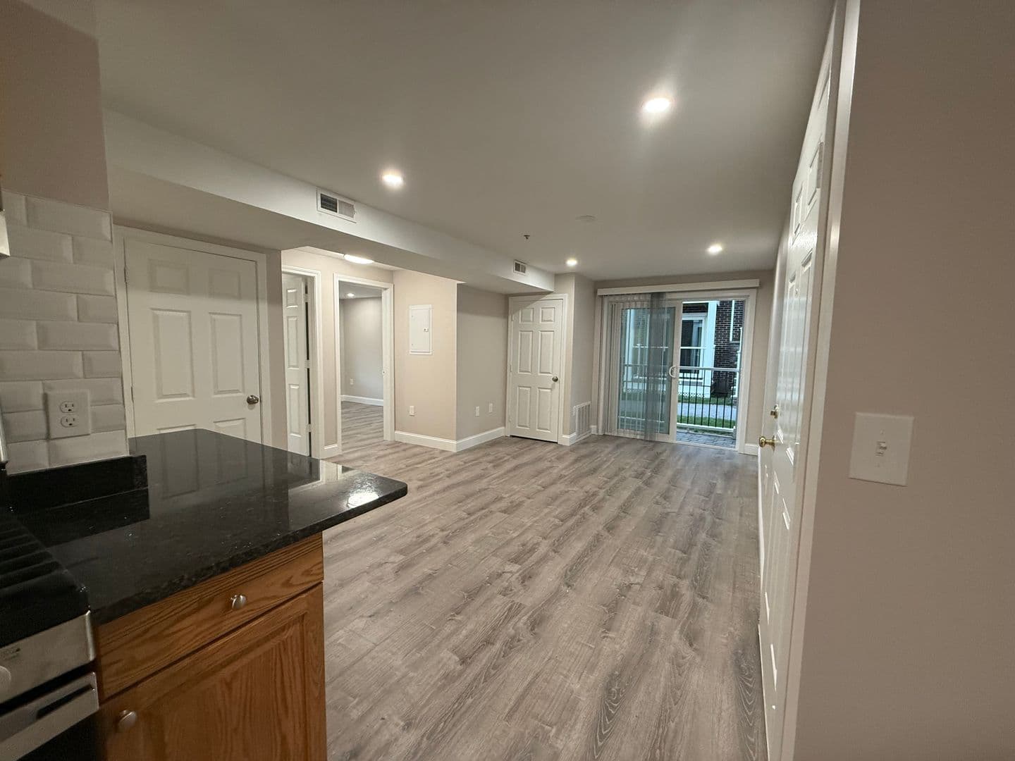 Billerica Apartment: 13-27 Kenmar Drive
