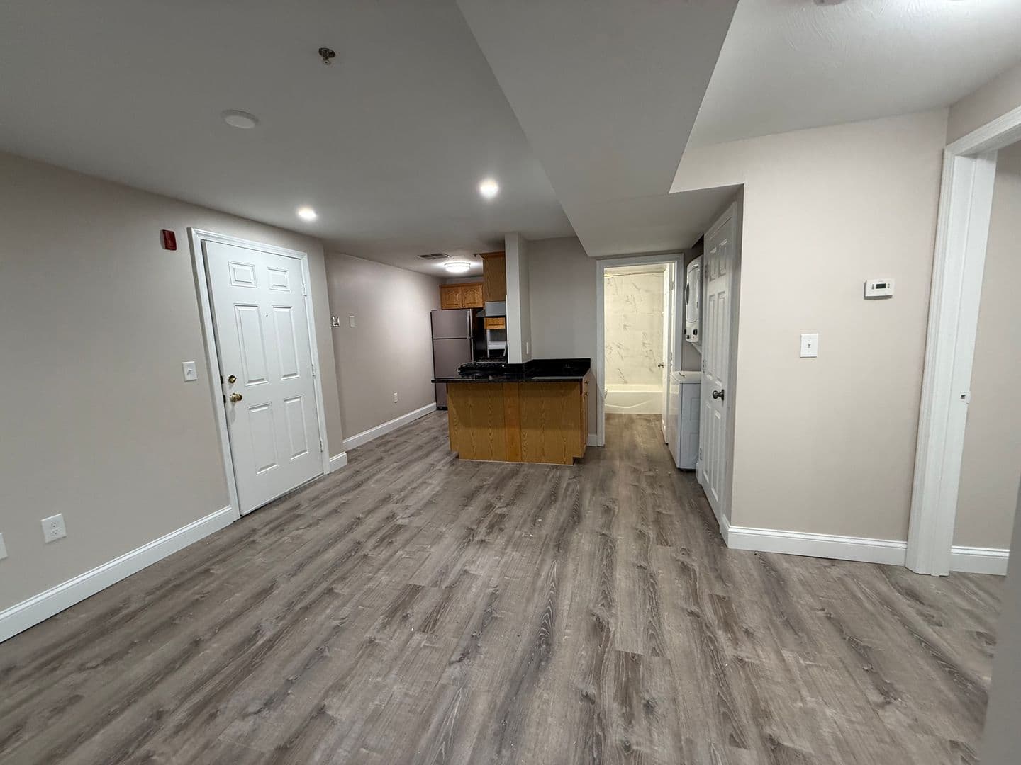 Billerica Apartment: 13-27 Kenmar Drive