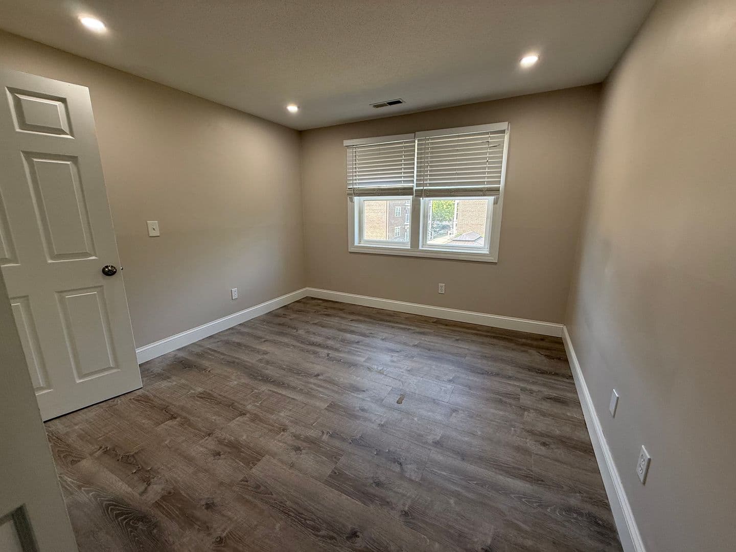 Billerica Apartment: 13-27 Kenmar Drive