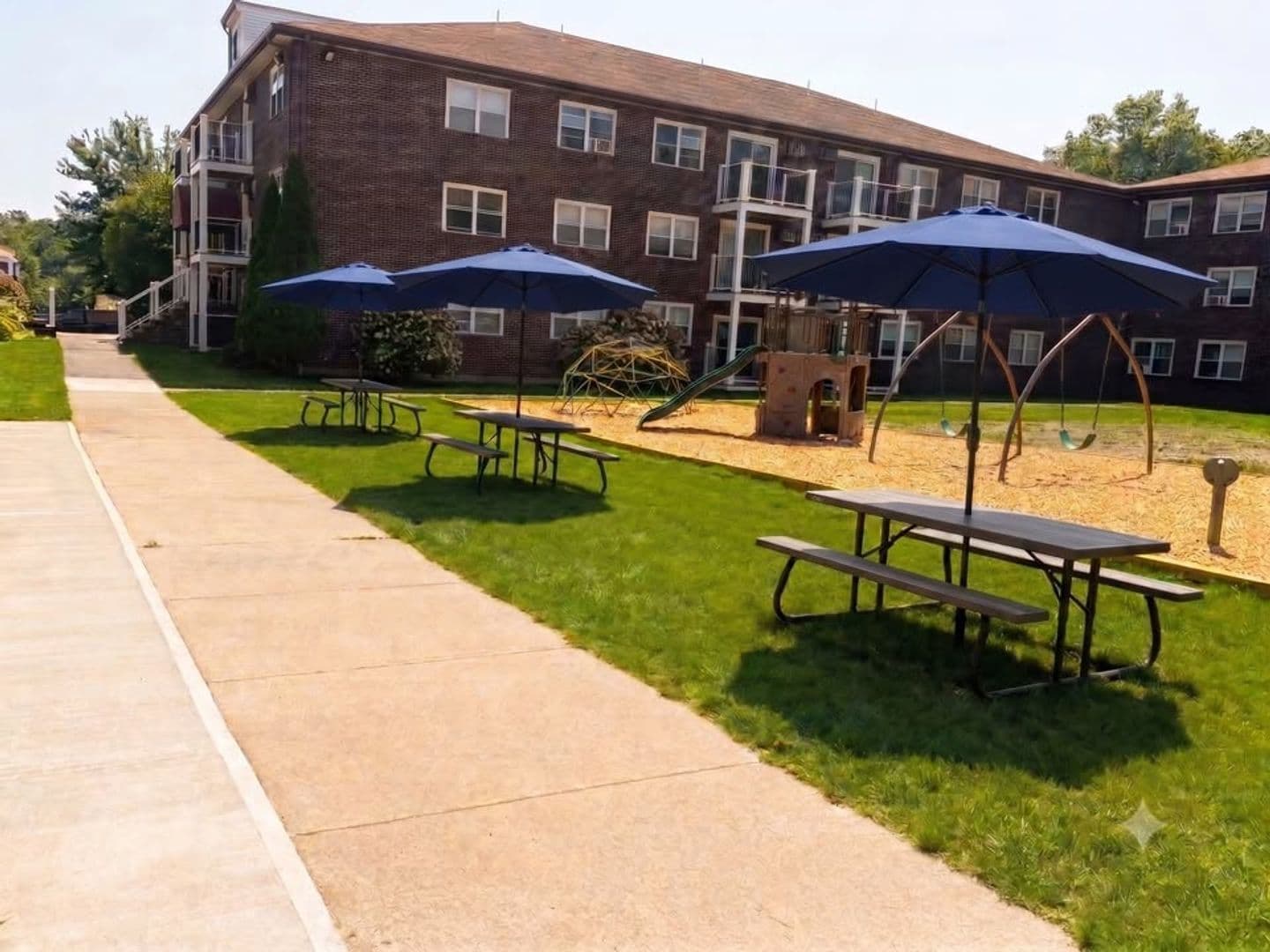 Billerica Apartment: 13-27 Kenmar Drive
