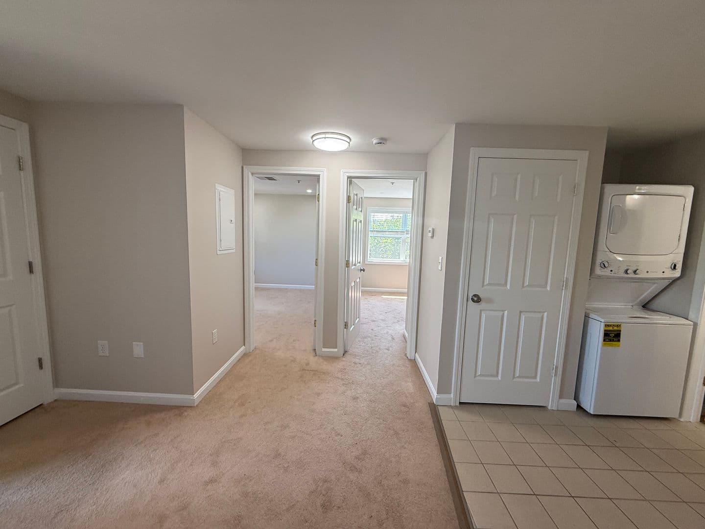 Billerica Apartment: 13-27 Kenmar Drive