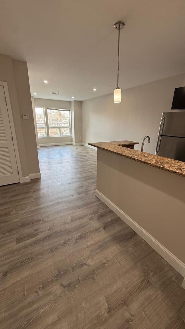 Attleboro Apartment: 75 South Main St