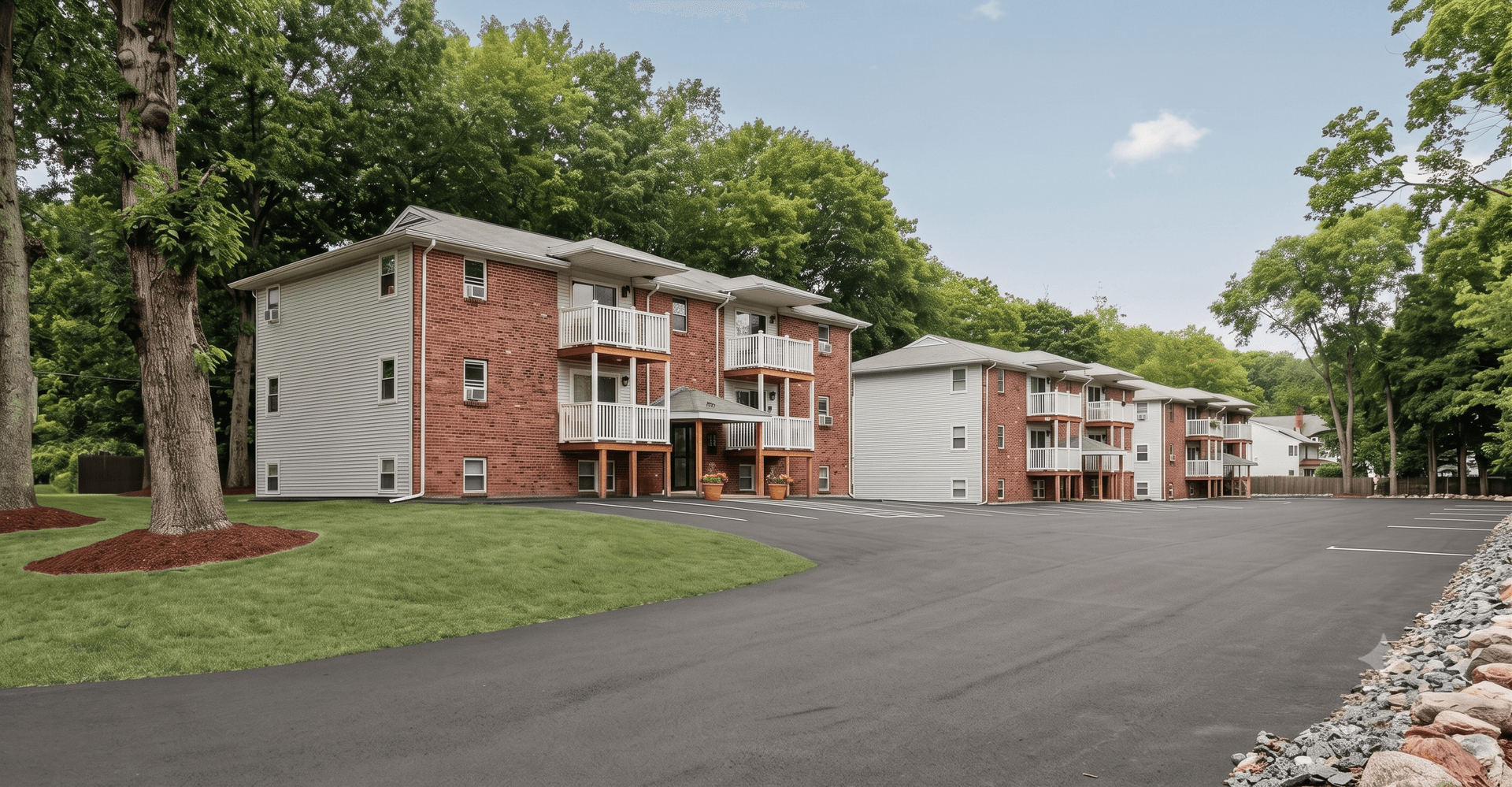 North Grafton Apartment: 8-12 Perry Street