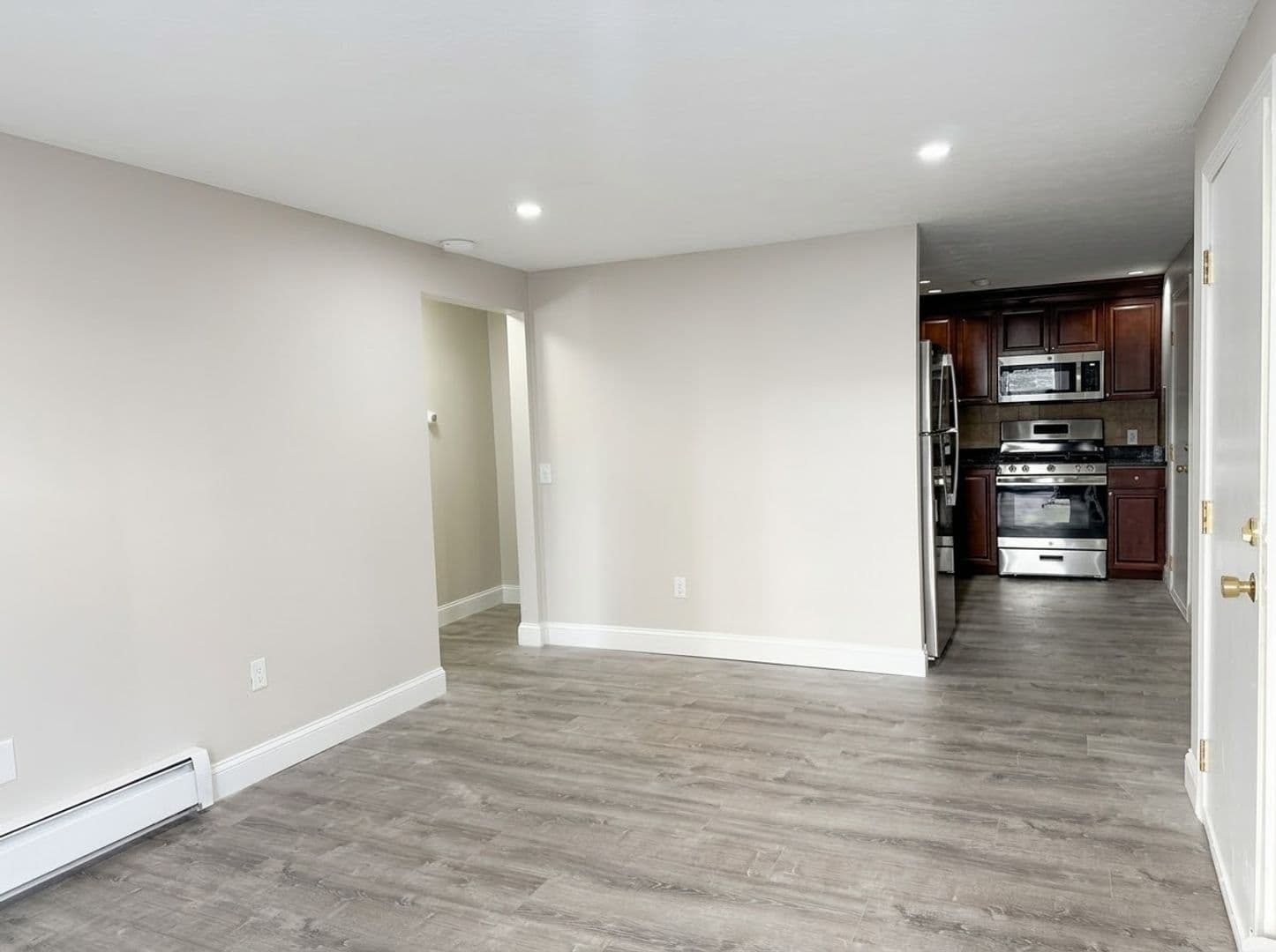 Billerica Apartment: 13-27 Kenmar Drive