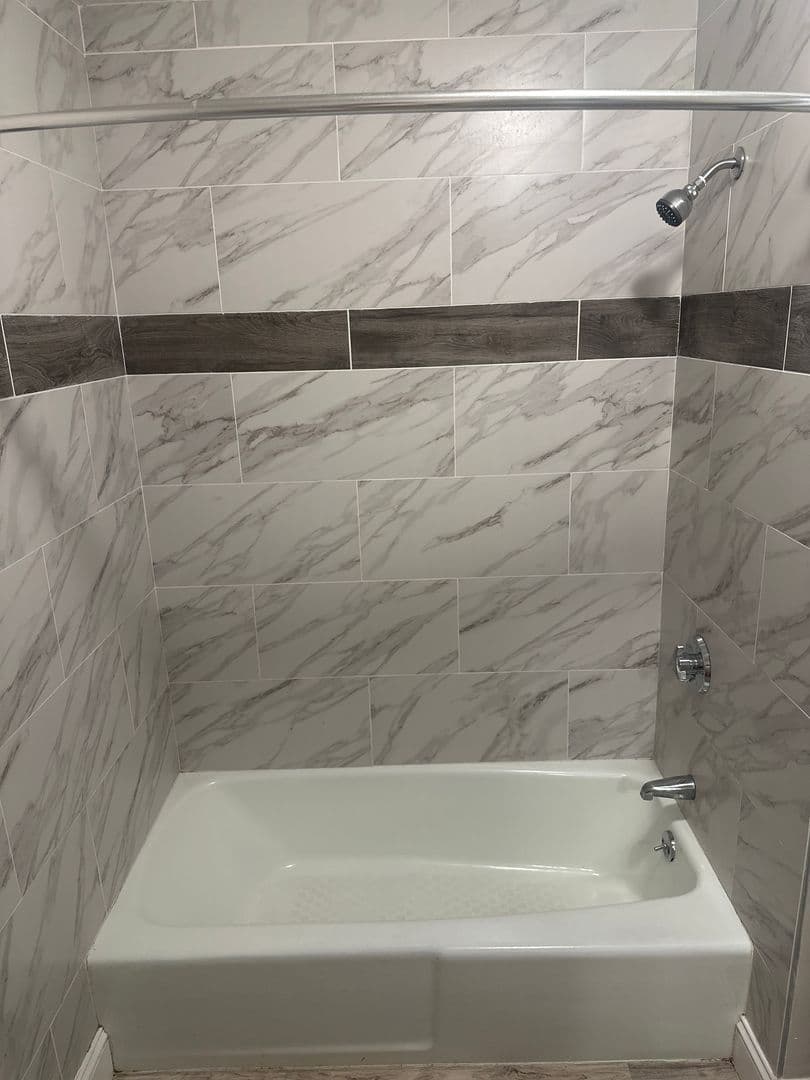 Webster Apartment: 310 Thompson Road