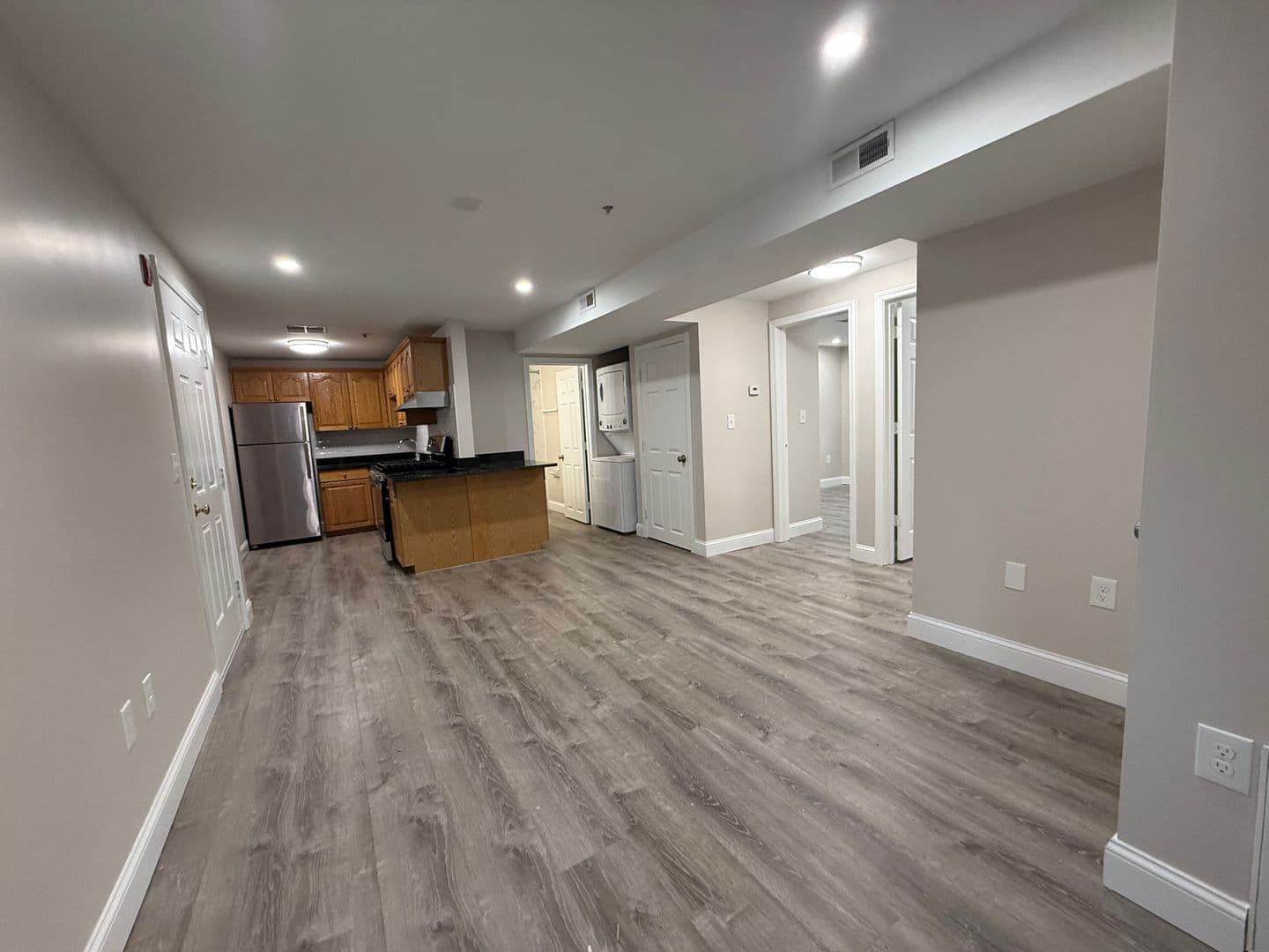 Billerica Apartment: 13-27 Kenmar Drive