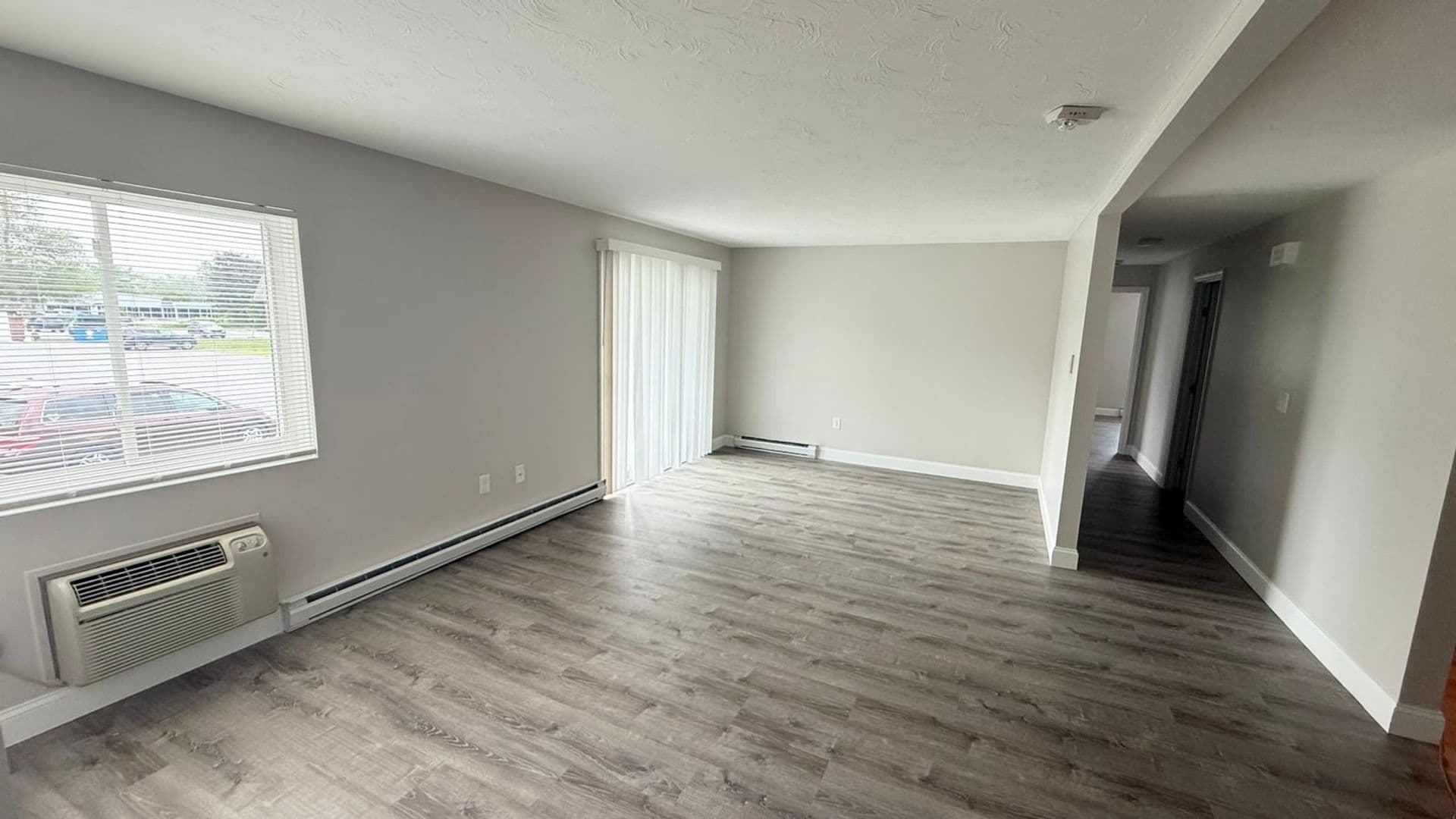Webster Apartment: 310 Thompson Road
