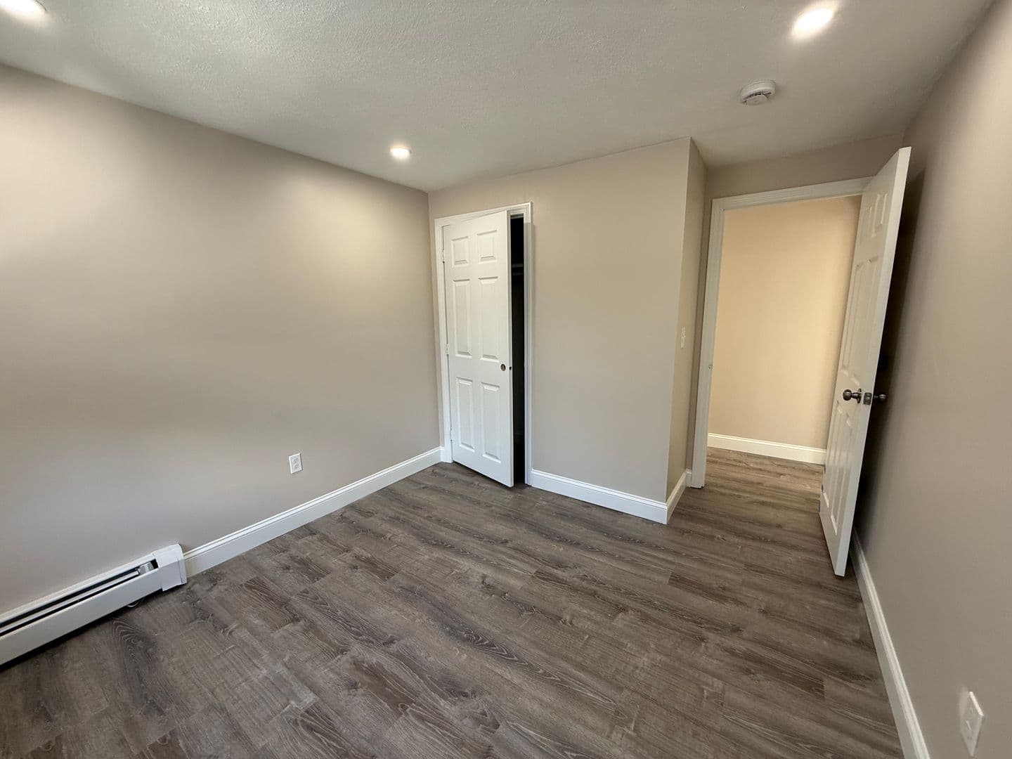 Billerica Apartment: 13-27 Kenmar Drive