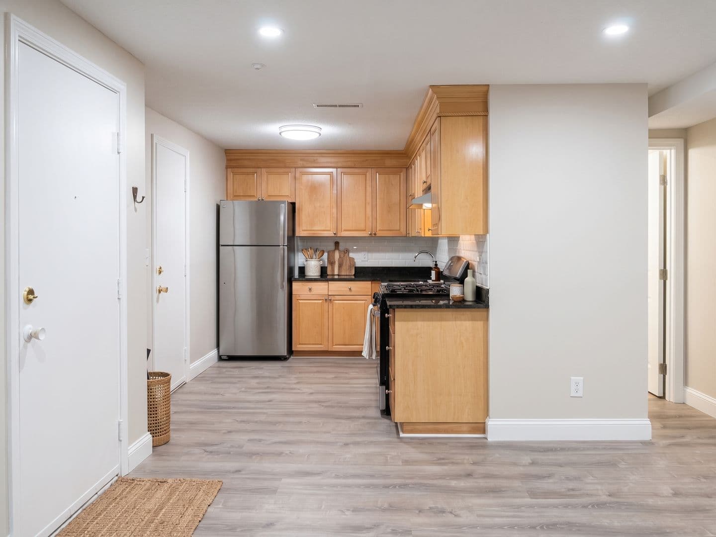 Billerica Apartment: 13-27 Kenmar Drive