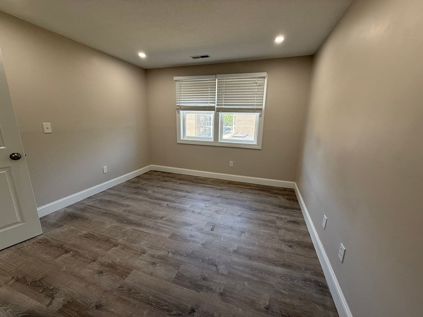 Billerica Apartment: 13-27 Kenmar Drive
