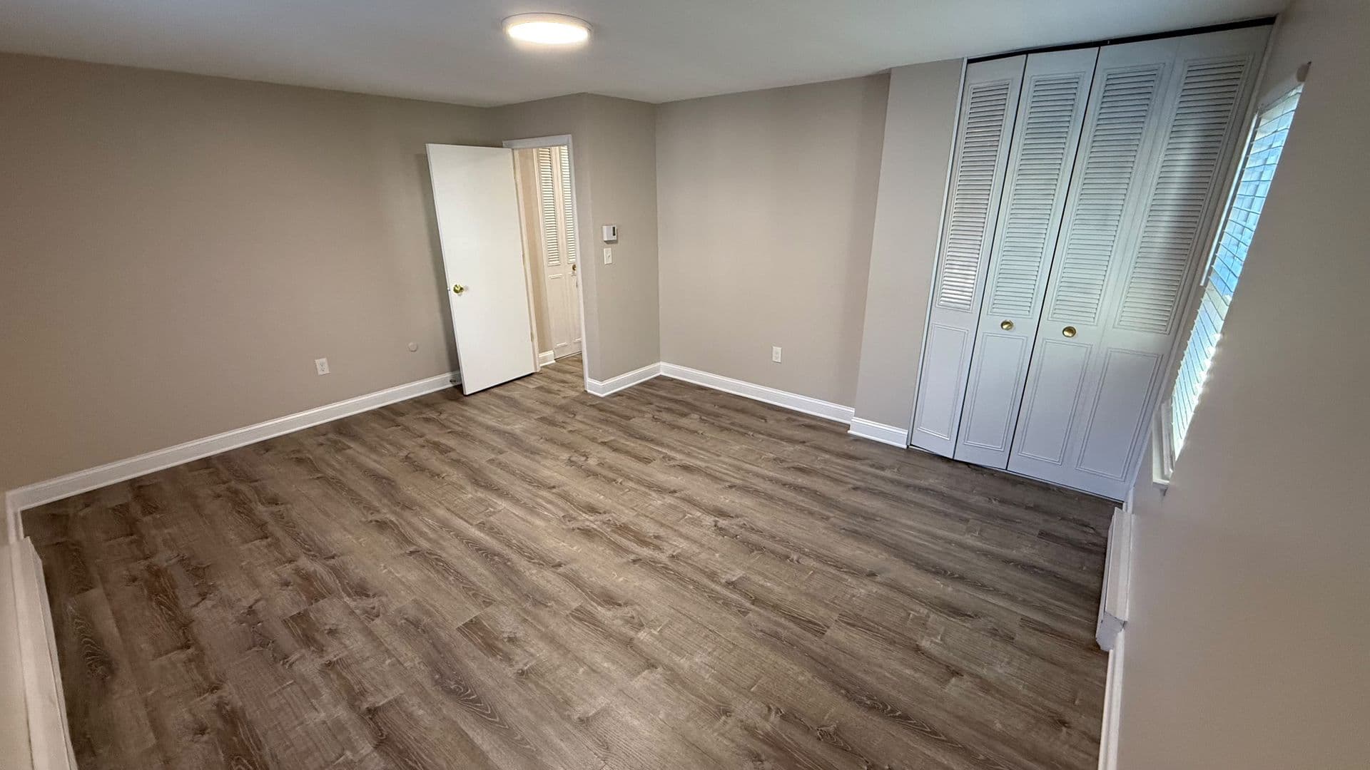 Leominster Apartment: 221 West Street