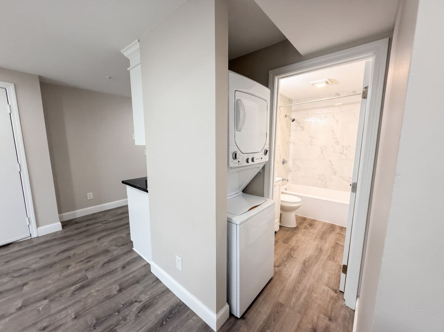 Billerica Apartment: 13-27 Kenmar Drive