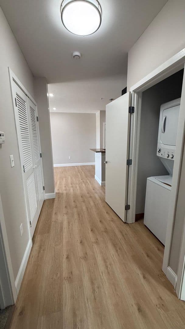 Attleboro Apartment: 75 South Main St