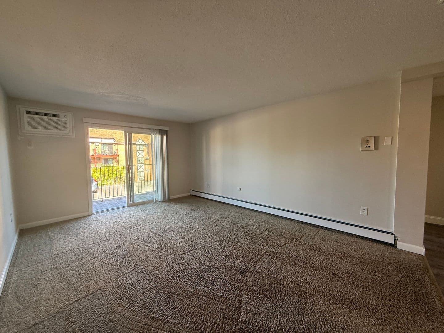 Leominster Apartment: 47 Princeton Street