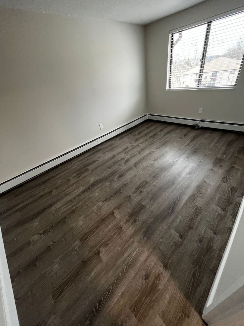Leominster Apartment: 47 Princeton Street