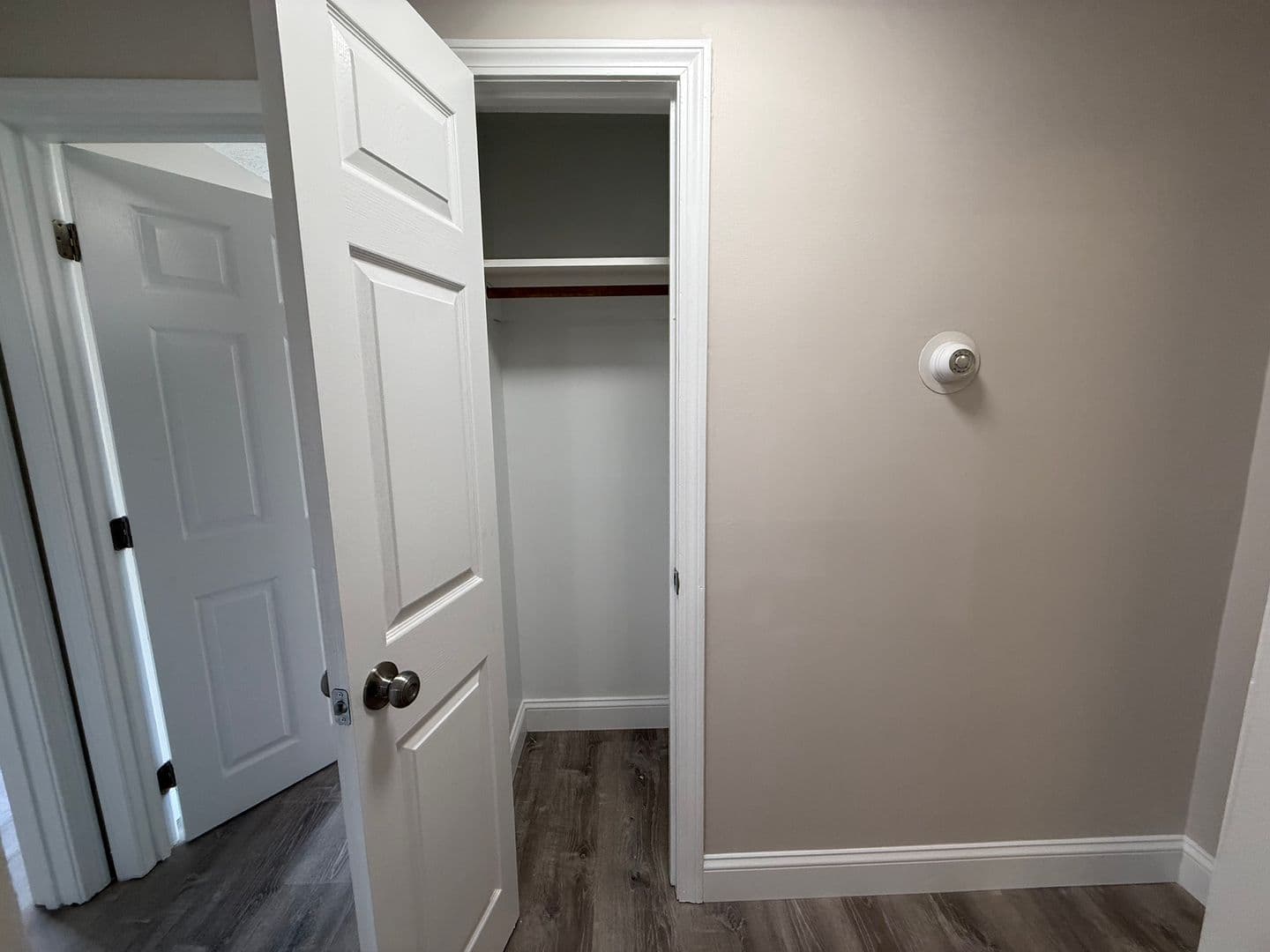 Billerica Apartment: 13-27 Kenmar Drive
