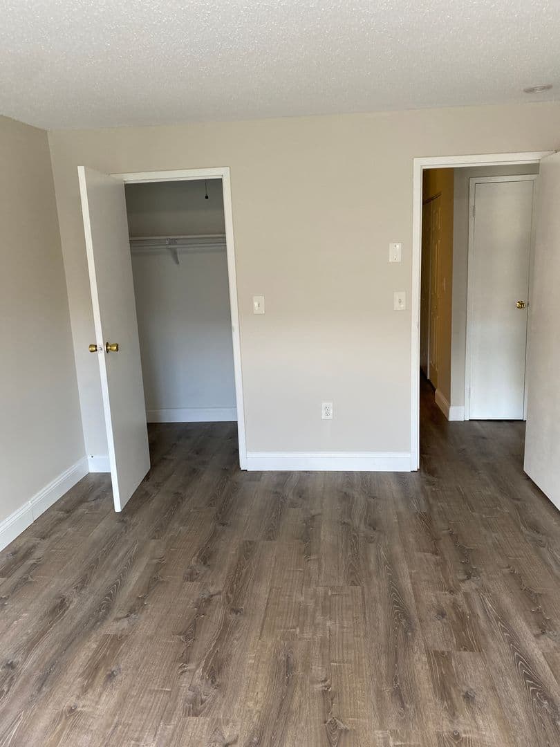 Leominster Apartment: 47 Princeton Street