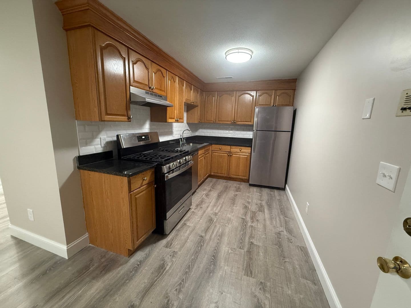 Billerica Apartment: 13-27 Kenmar Drive