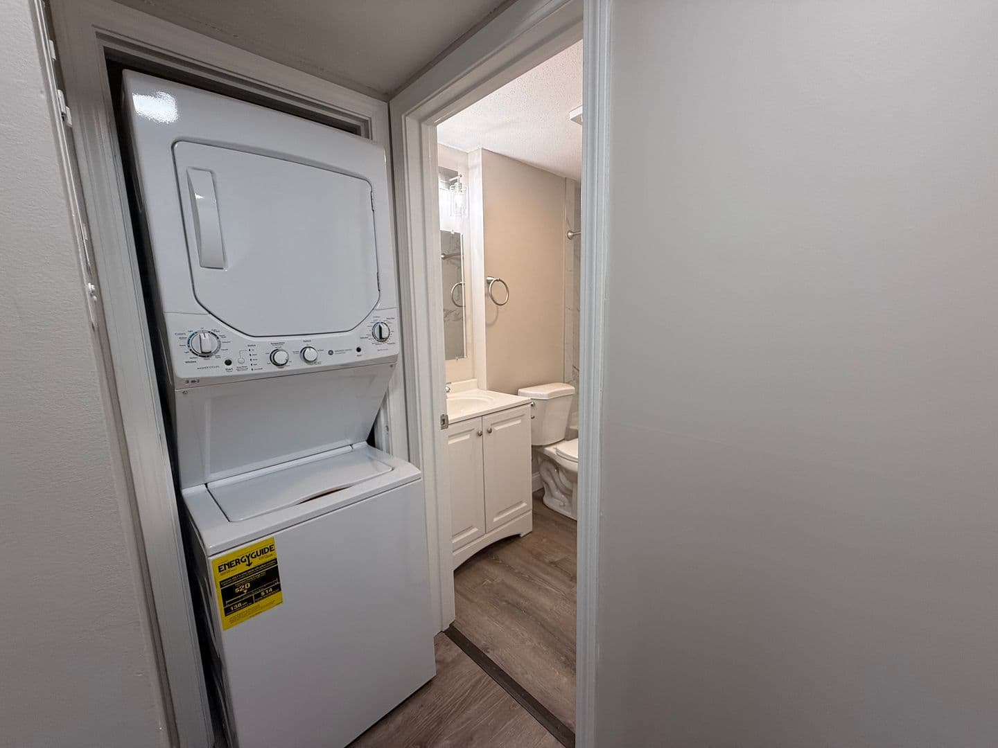 Billerica Apartment: 13-27 Kenmar Drive