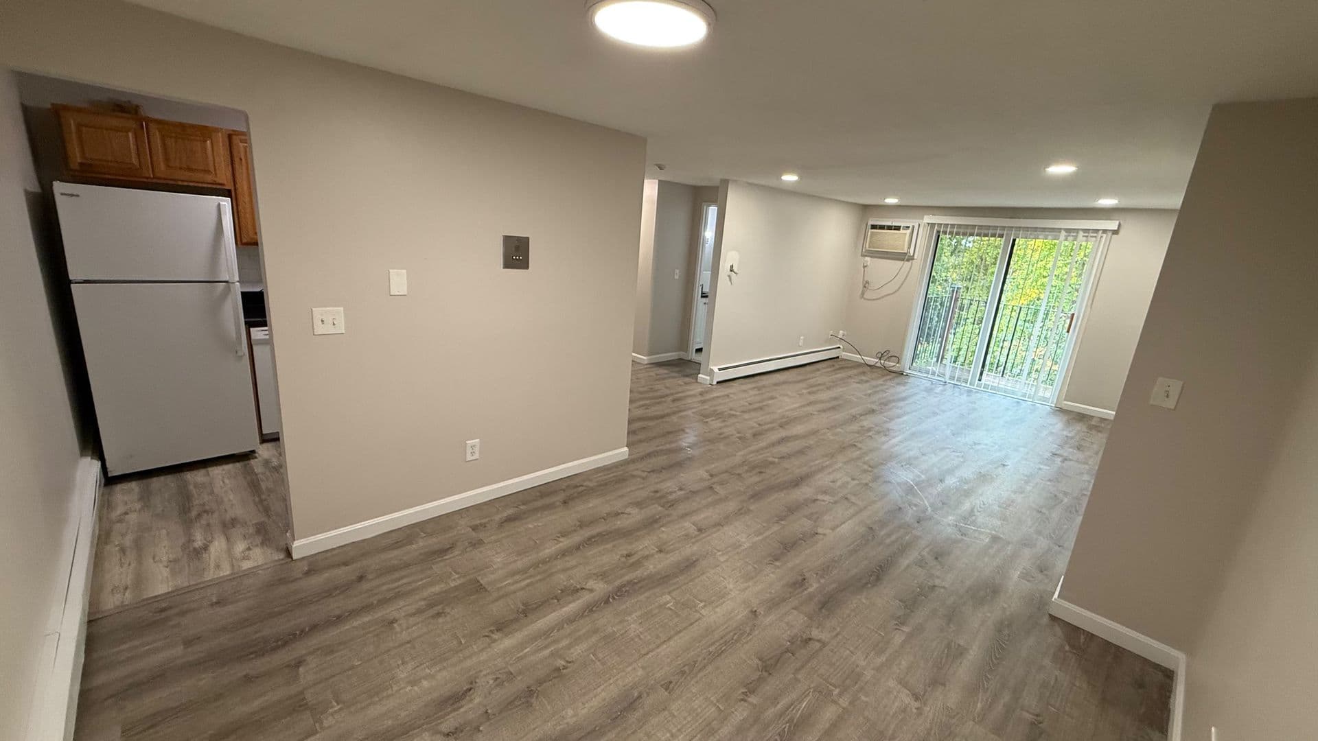 Leominster Apartment: 47 Princeton Street
