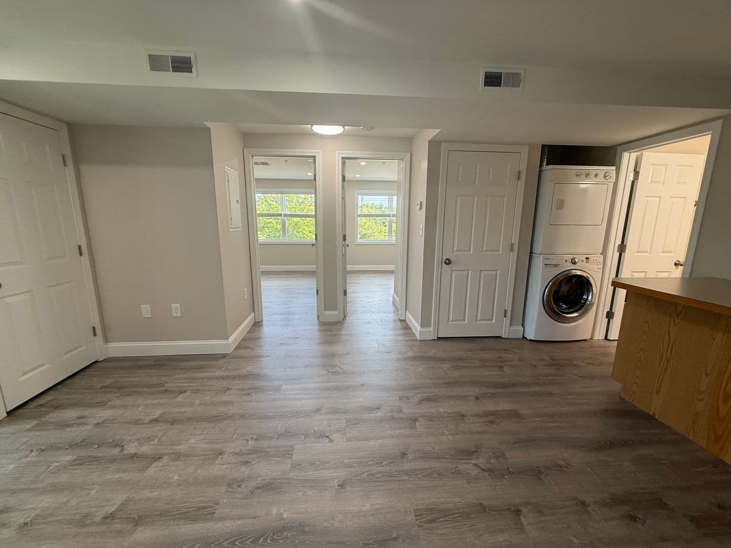 Billerica Apartment: 13-27 Kenmar Drive