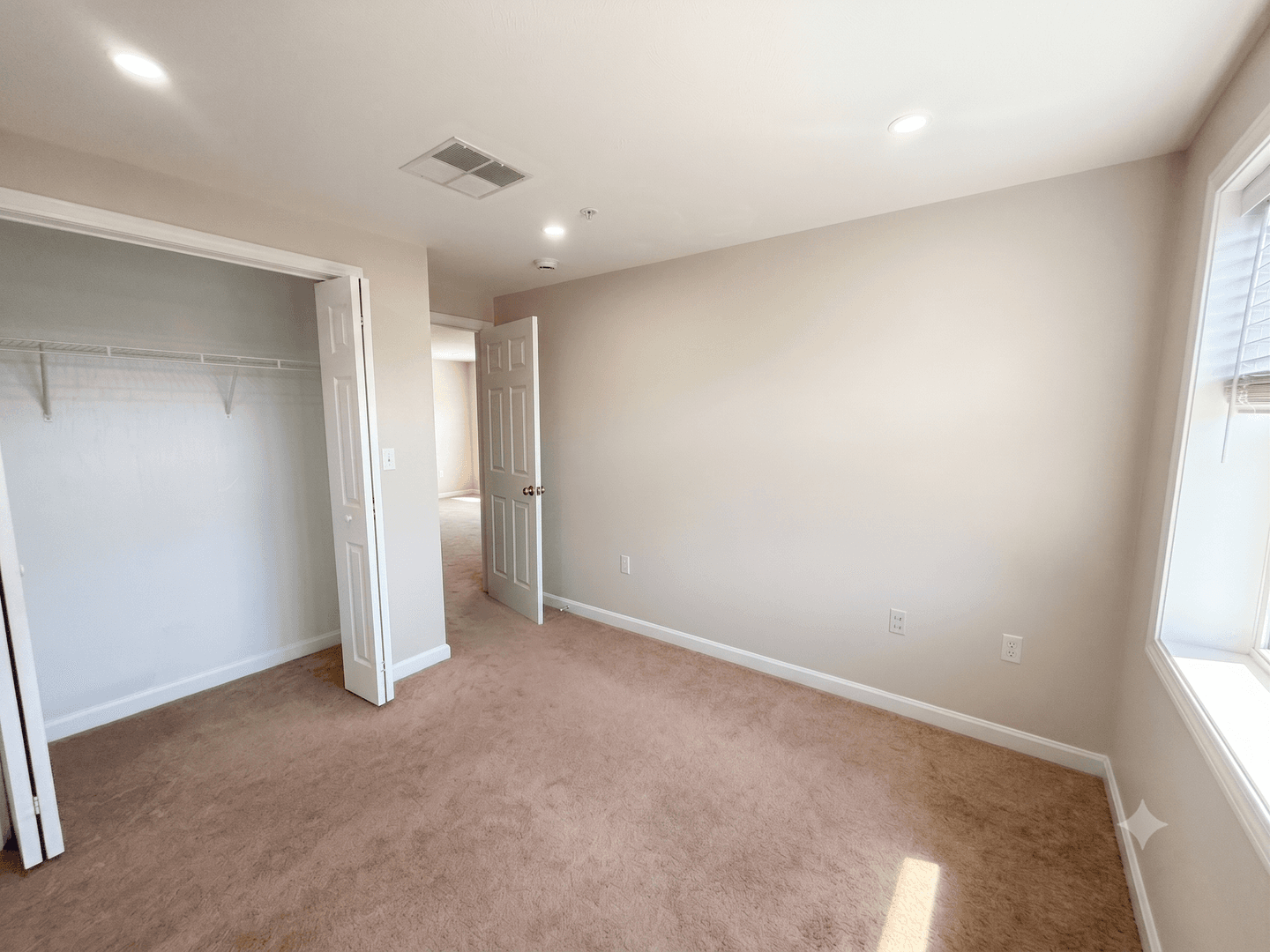 Billerica Apartment: 13-27 Kenmar Drive