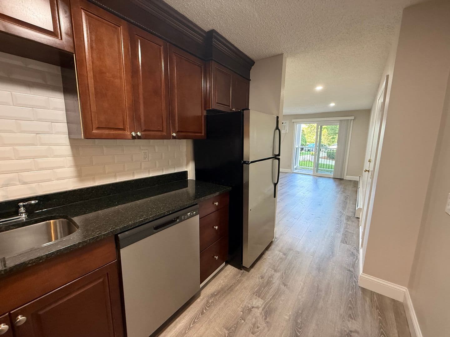 Billerica Apartment: 13-27 Kenmar Drive