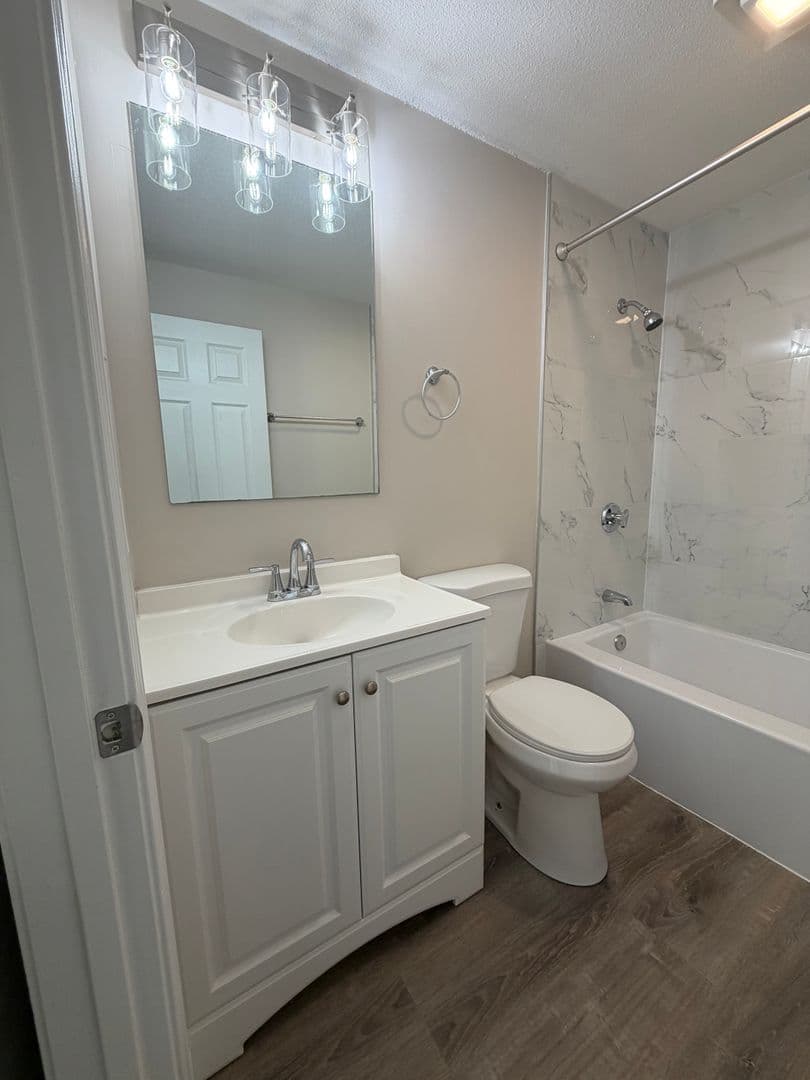 Billerica Apartment: 13-27 Kenmar Drive