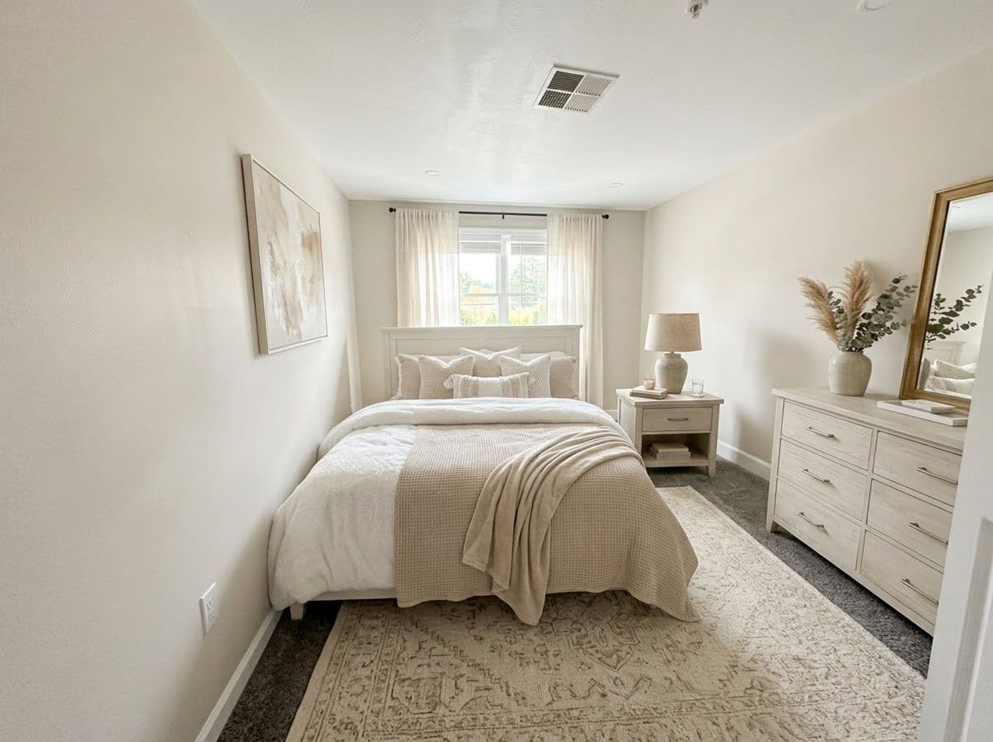 Billerica Apartment: 13-27 Kenmar Drive
