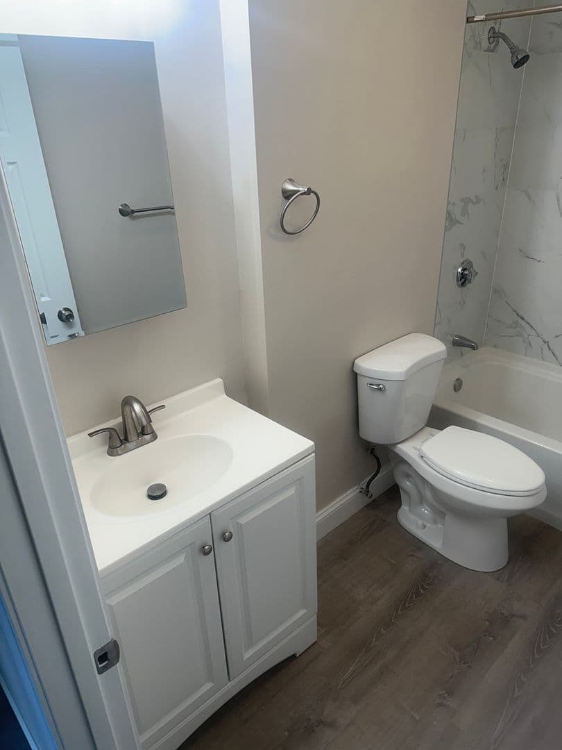 Billerica Apartment: 13-27 Kenmar Drive