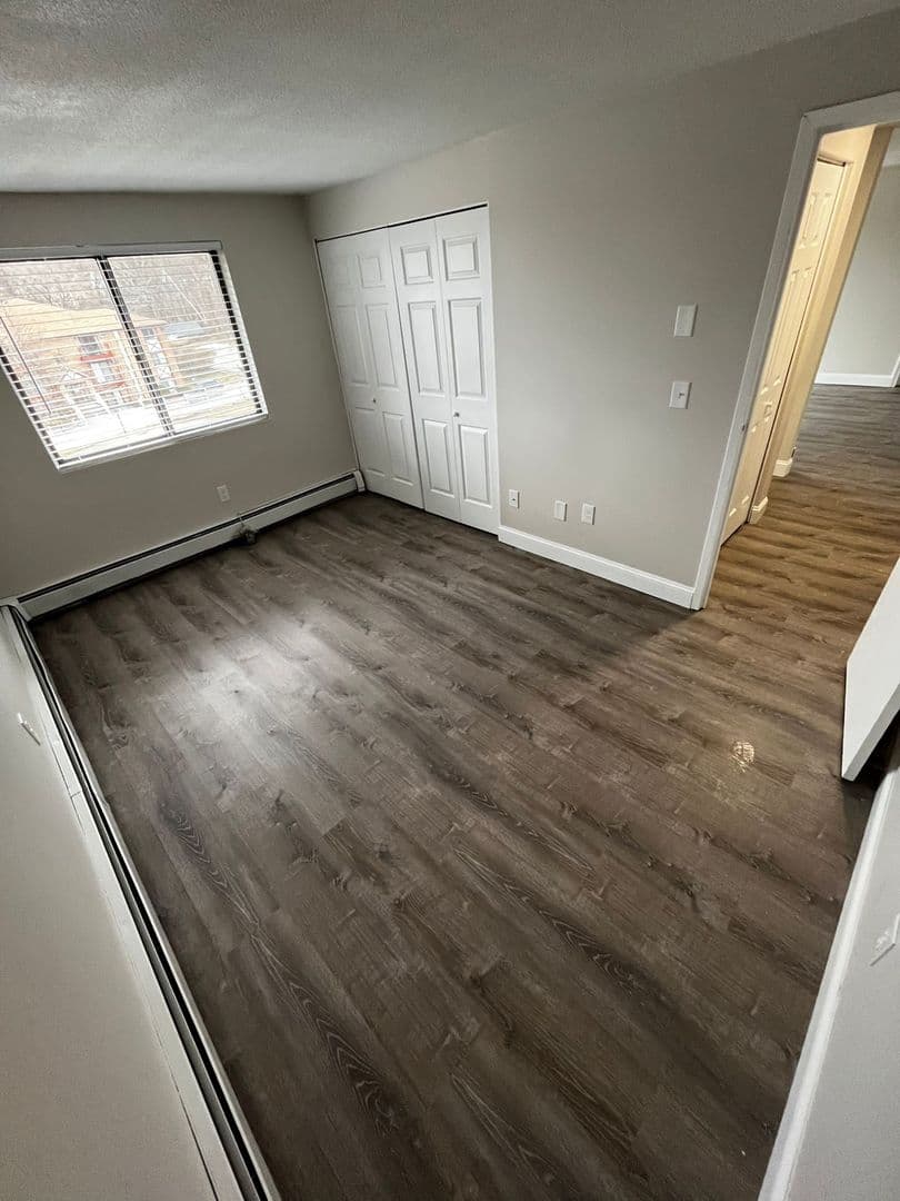Leominster Apartment: 47 Princeton Street