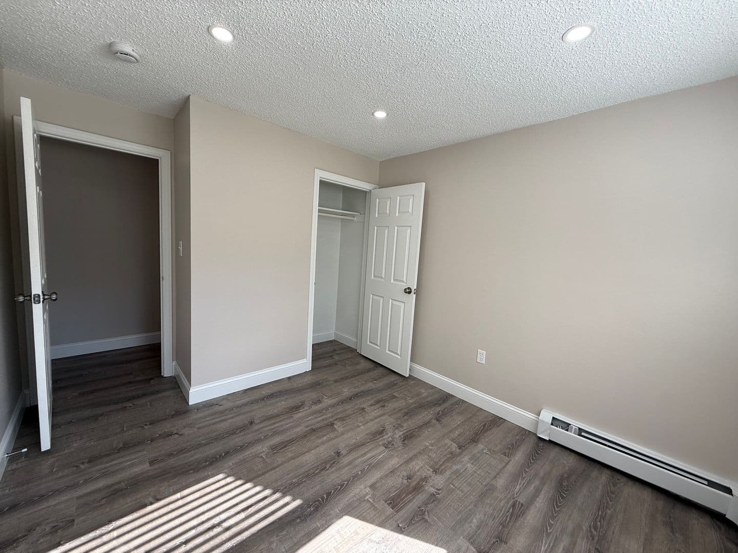 Billerica Apartment: 13-27 Kenmar Drive