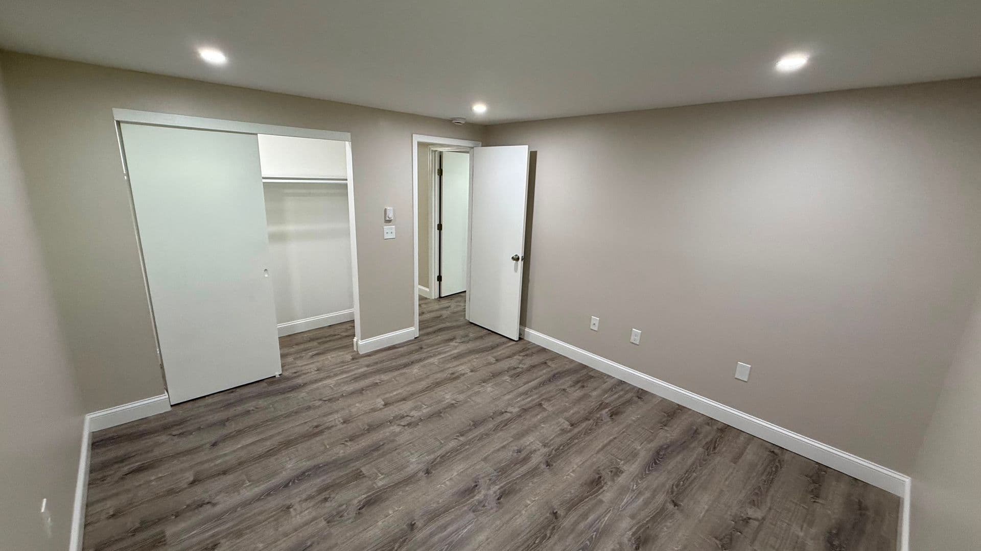 Webster Apartment: 310 Thompson Road