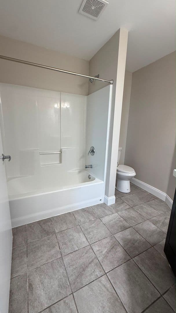 Attleboro Apartment: 75 South Main St