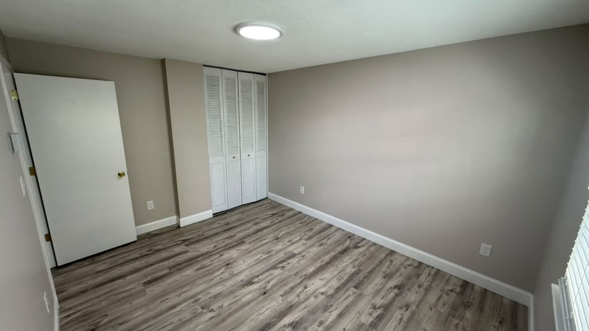 Leominster Apartment: 221 West Street