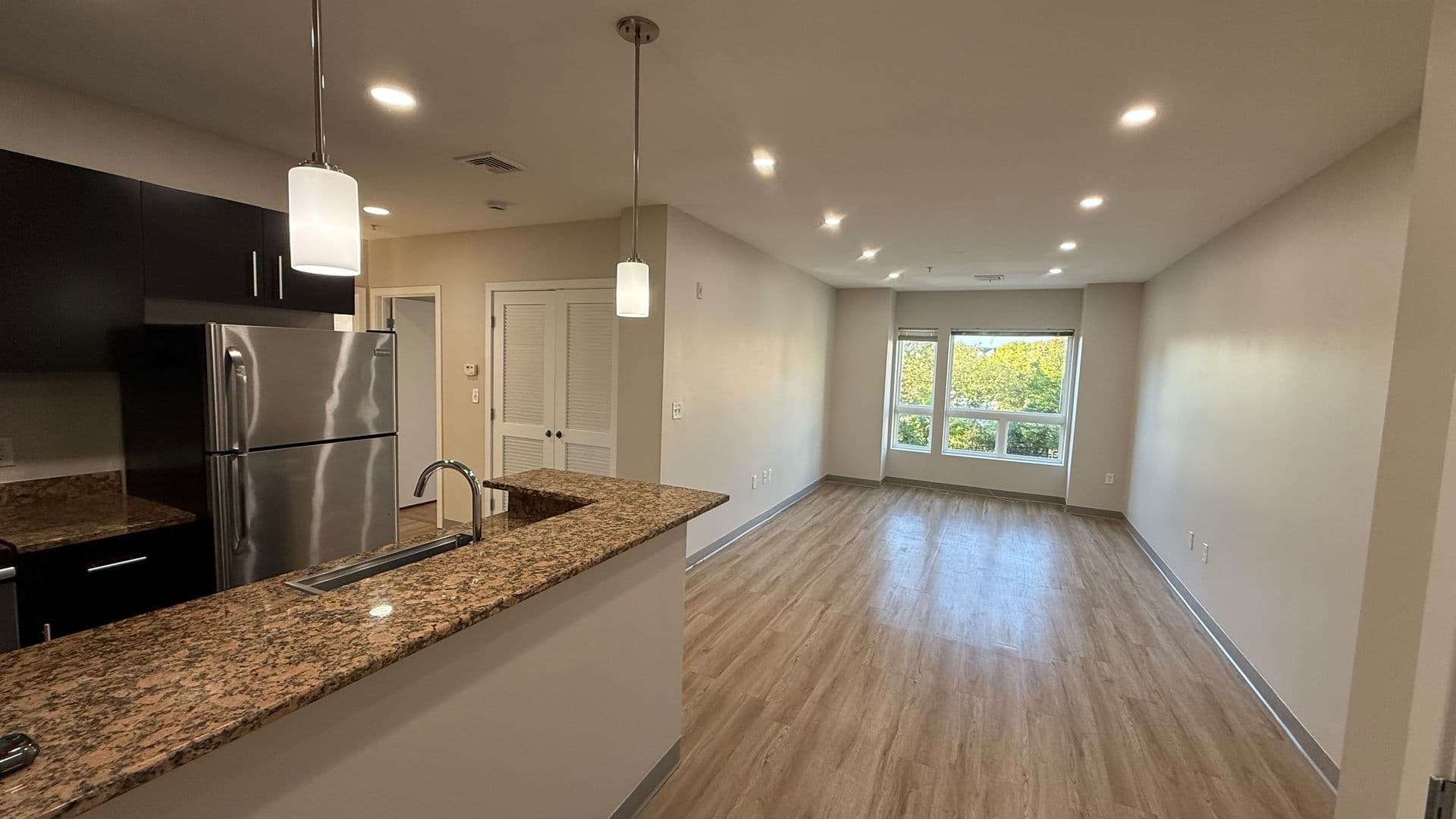 Attleboro Apartment: 75 South Main St