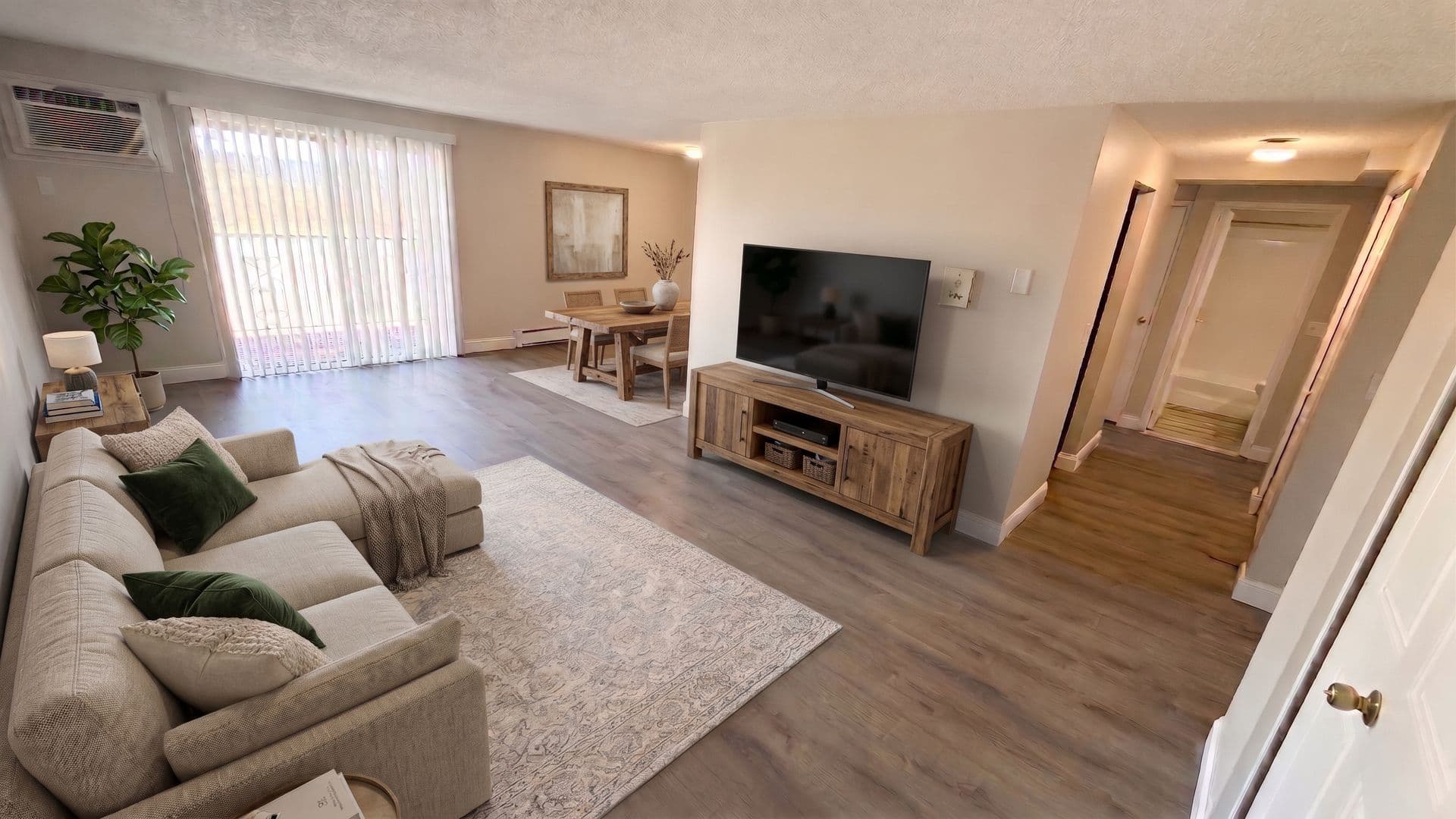 Leominster Apartment: 47 Princeton Street