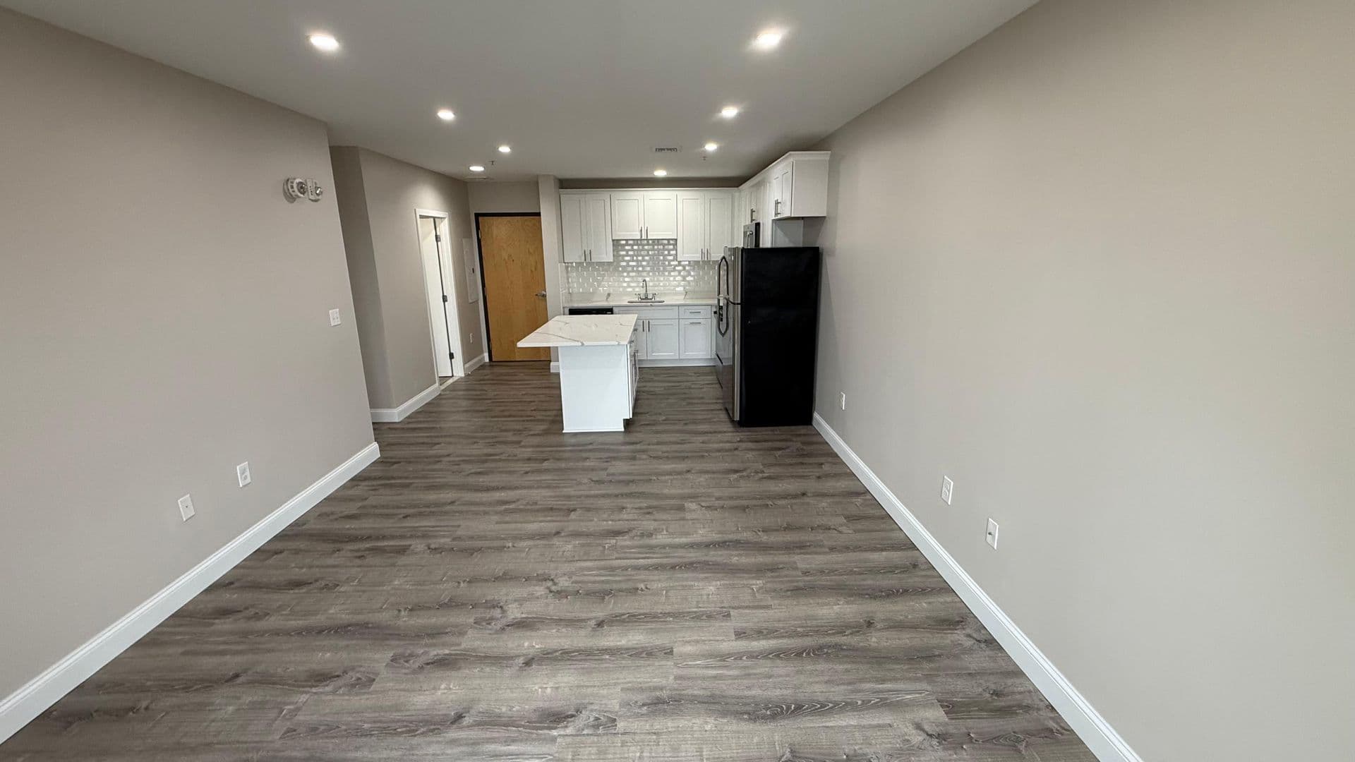 Attleboro Apartment: 75 South Main St