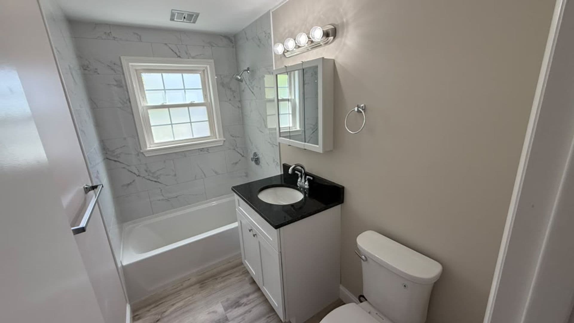 Leominster Apartment: 221 West Street