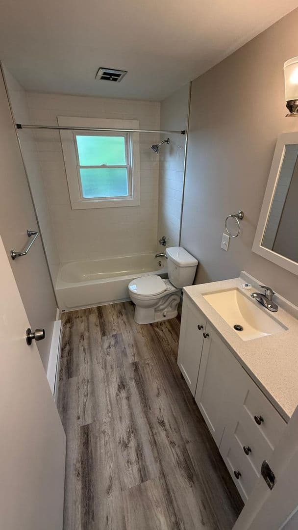 North Grafton Apartment: 8-12 Perry Street