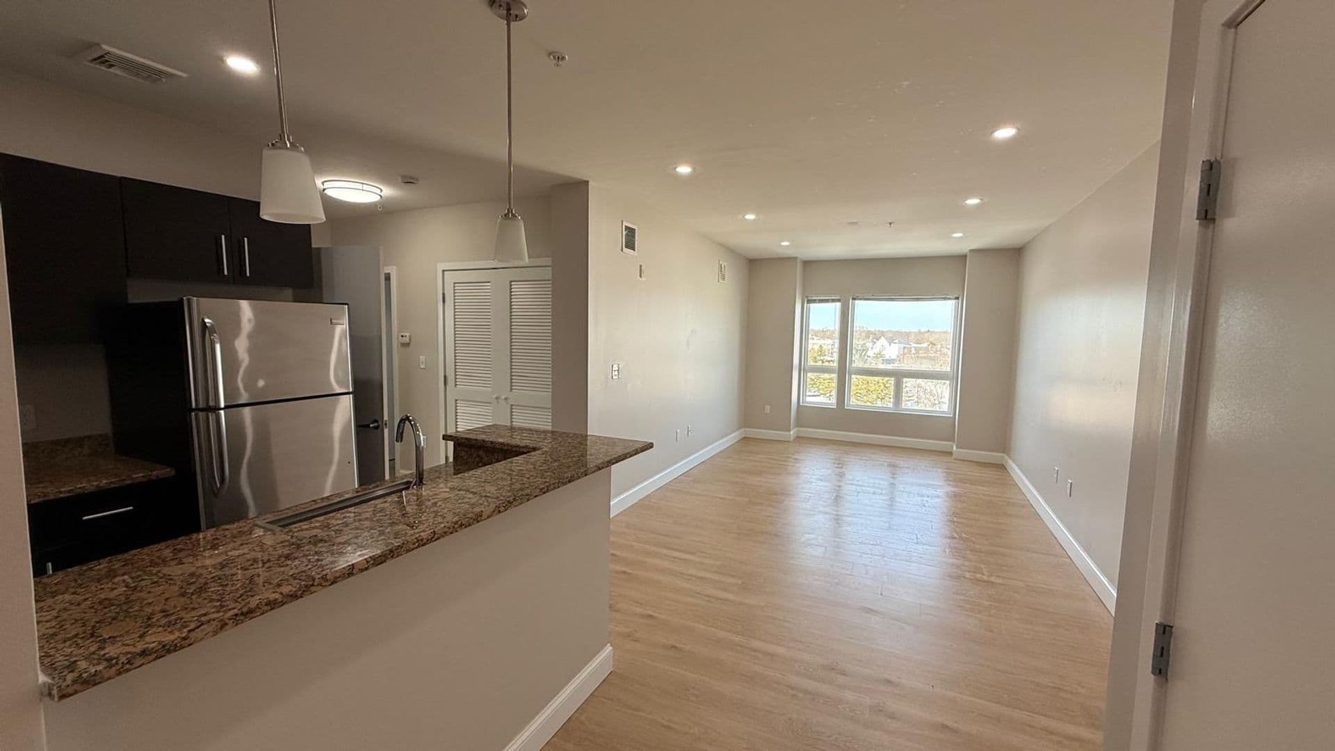 Attleboro Apartment: 75 South Main St