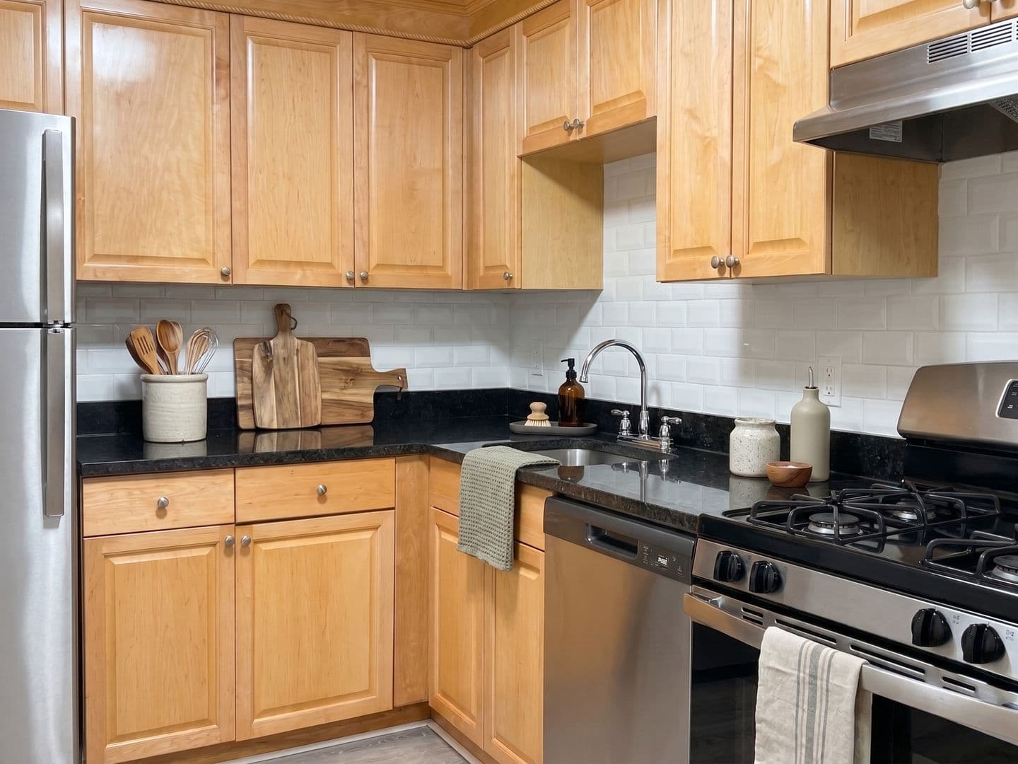 Billerica Apartment: 13-27 Kenmar Drive