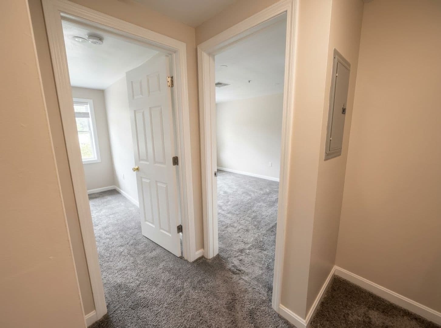 Billerica Apartment: 13-27 Kenmar Drive