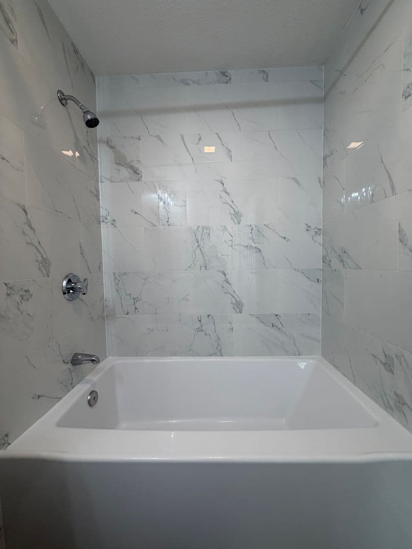 Billerica Apartment: 13-27 Kenmar Drive