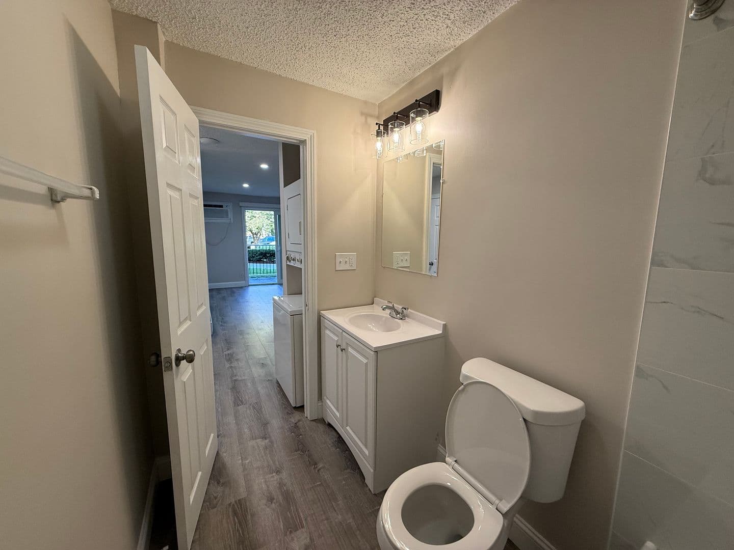 Billerica Apartment: 13-27 Kenmar Drive