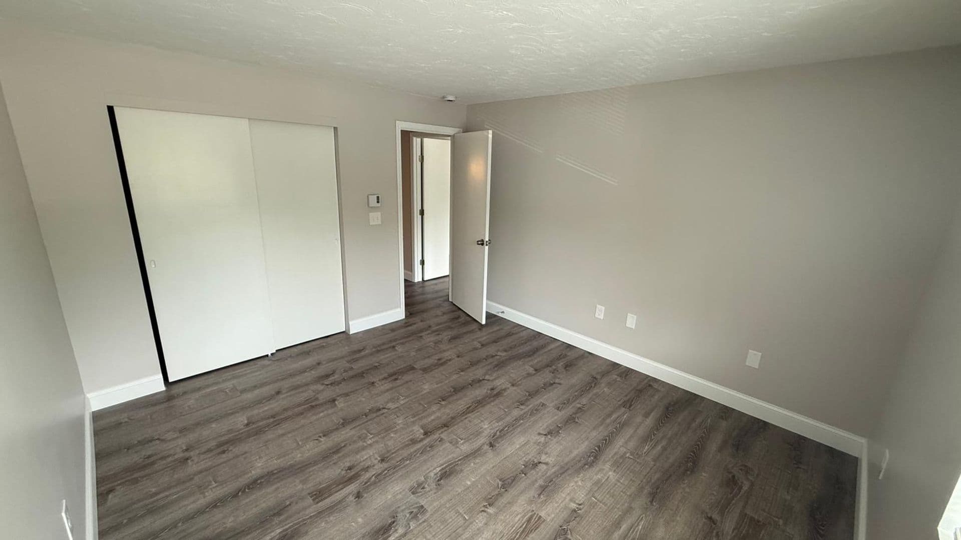 Webster Apartment: 310 Thompson Road